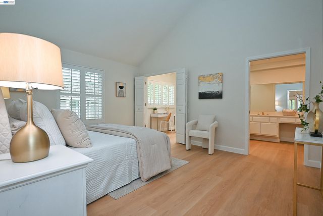 521 Silver Lake Dr, Danville, CA 94526