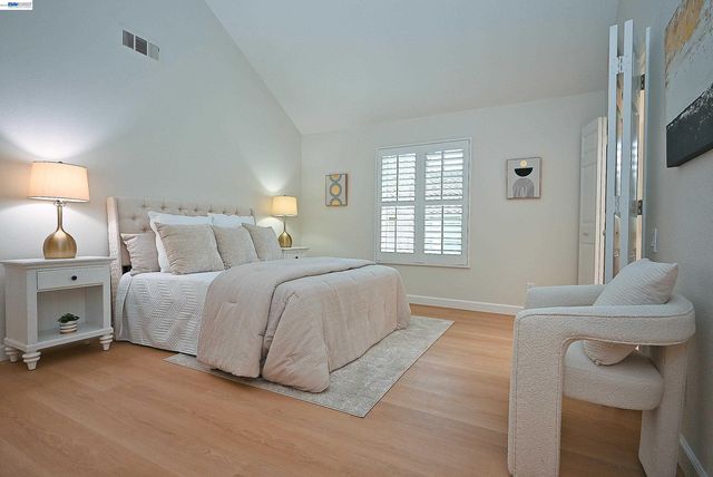 521 Silver Lake Dr, Danville, CA 94526