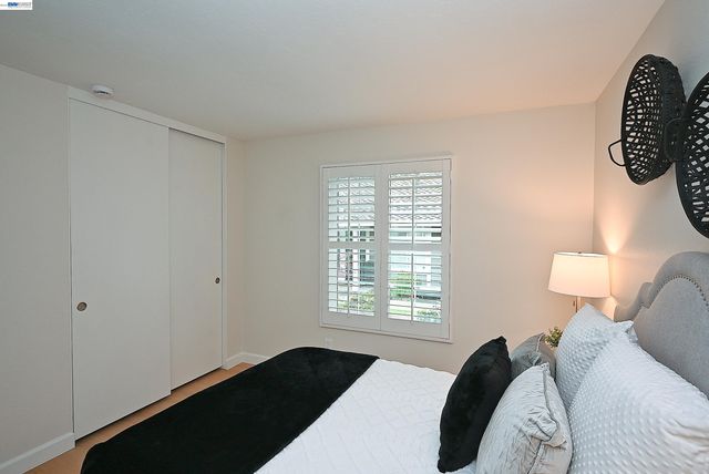 521 Silver Lake Dr, Danville, CA 94526