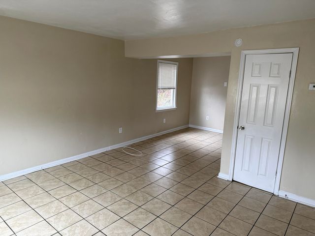 1634 Eastern AVE, Roanoke, VA 24012