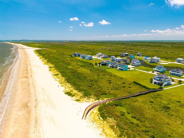 3606 Biscayne Beach Road, Crystal Beach, TX 77650