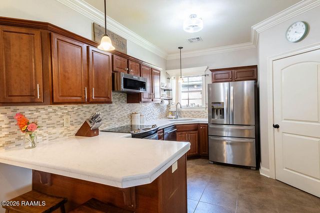 203 Blackwater River Drive, Lafayette, LA 70508