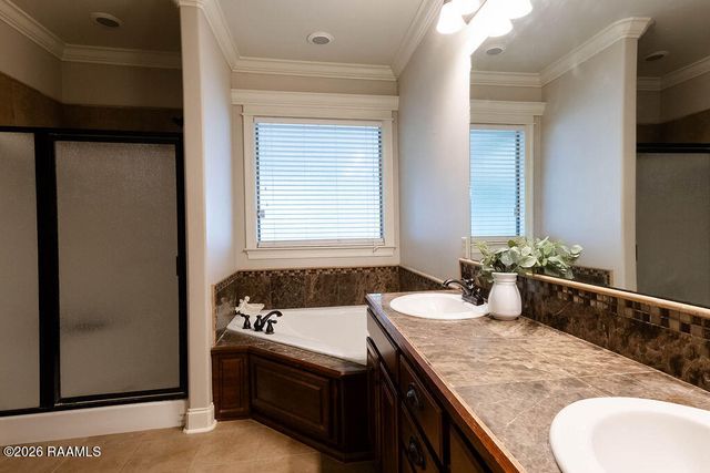 203 Blackwater River Drive, Lafayette, LA 70508