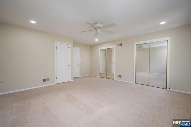 18 Guilford Court, Par-troy Hills Twp., NJ 07950
