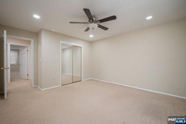 18 Guilford Court, Par-troy Hills Twp., NJ 07950
