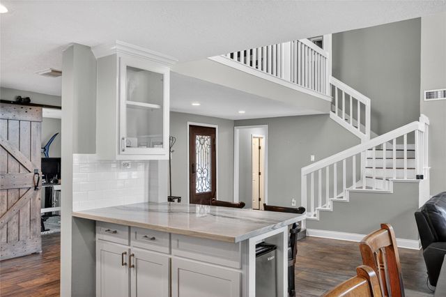 14810 Bluffridge Circle, Houston, TX 77095