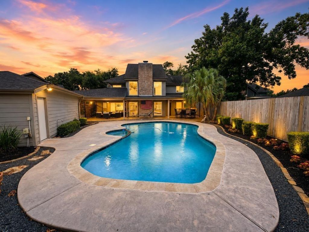 14810 Bluffridge Circle, Houston, TX 77095