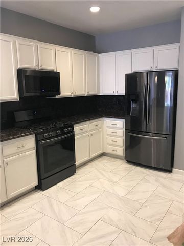 6102 Harvest Dance Street, North Las Vegas, NV 89031