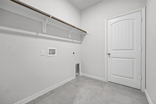 181 Sunny Side Road, Valley View, TX 76272