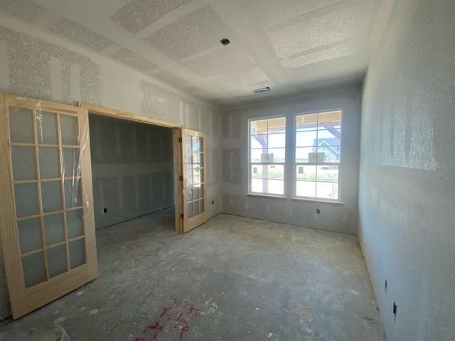 181 Sunny Side Road, Valley View, TX 76272