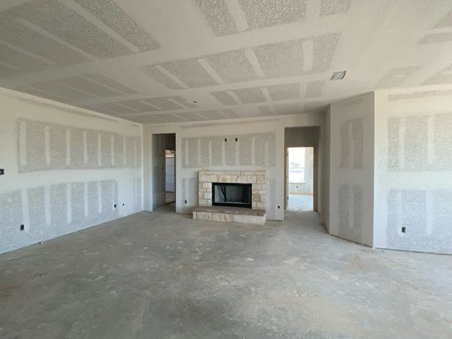 181 Sunny Side Road, Valley View, TX 76272