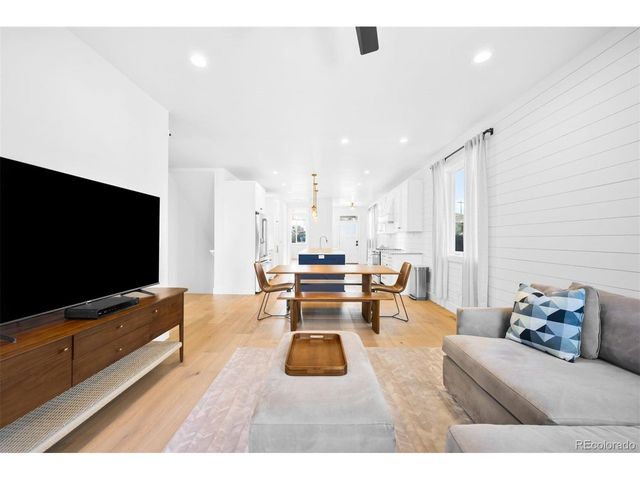 3312 S Emerson St, Englewood, CO 80113