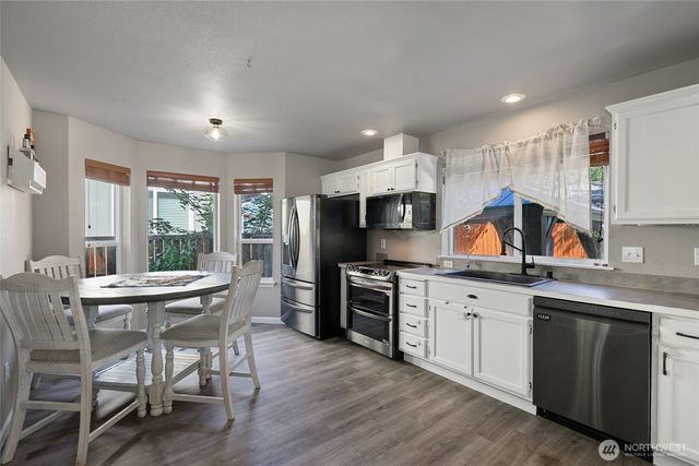 18929 91st Avenue E, Puyallup, WA 98375