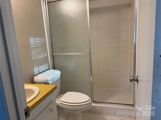 10201 Starwood Drive, Charlotte, NC 28215