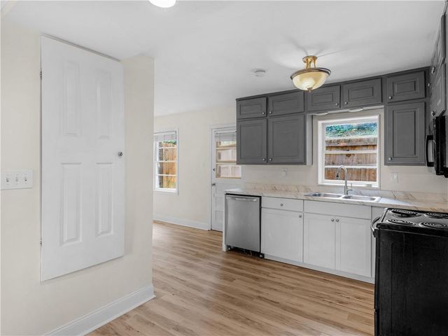 3208 Lake Jodeco Road, Jonesboro, GA 30236