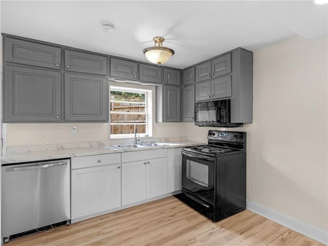 3208 Lake Jodeco Road, Jonesboro, GA 30236