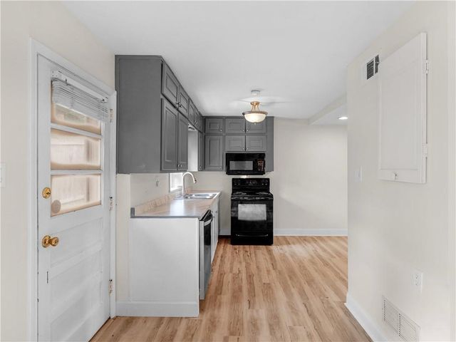 3208 Lake Jodeco Road, Jonesboro, GA 30236