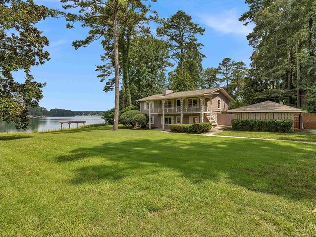 3208 Lake Jodeco Road, Jonesboro, GA 30236