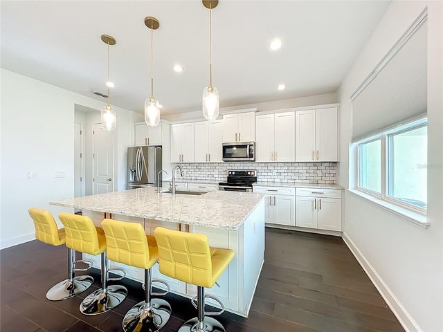 3392 BLUFF OAK LANE, Sanford, FL 32771