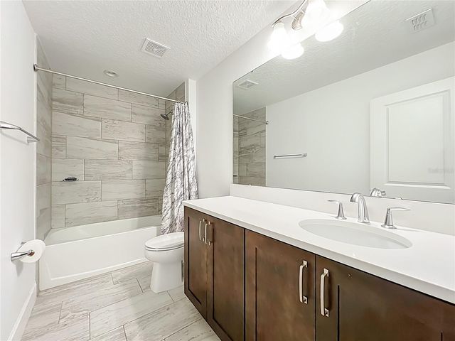 3392 BLUFF OAK LANE, Sanford, FL 32771