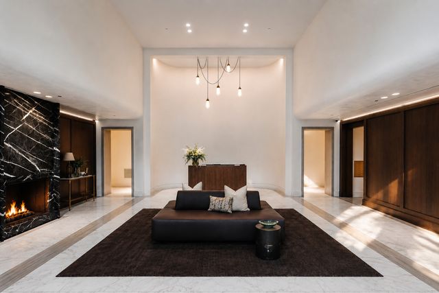 21 N May Street 1103, Chicago, IL 60607