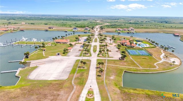 L272 E Lago Loop Road, Port O'connor, TX 77982