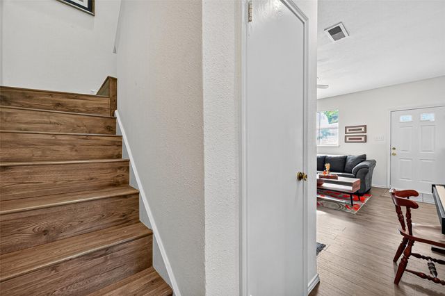 1103 Dulles Avenue 304, Stafford, TX 77477