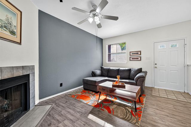 1103 Dulles Avenue 304, Stafford, TX 77477