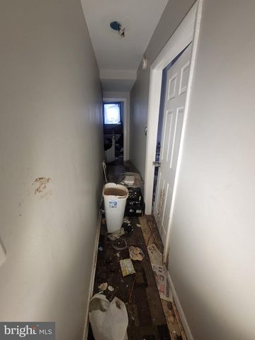 819 N 41ST, Philadelphia, PA 19104