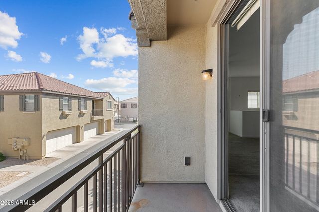 8189 W GROOM CREEK Road, Phoenix, AZ 85043