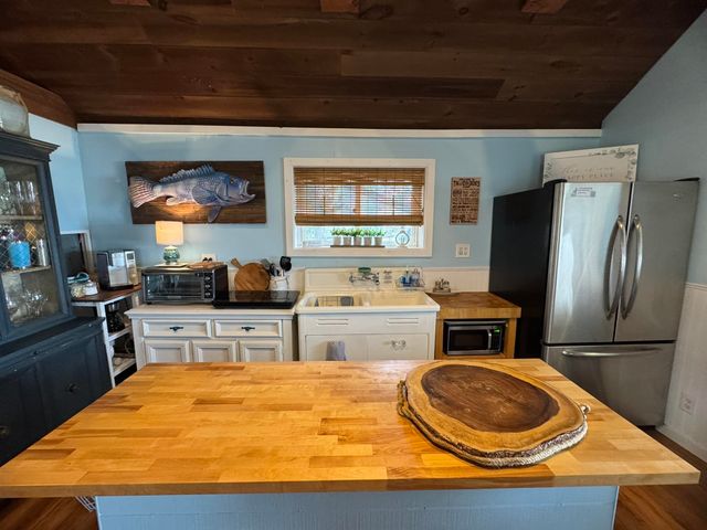 118 Capital Hill Drive, Shoreham, VT 05491
