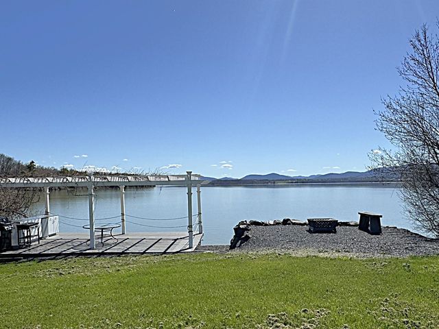 118 Capital Hill Drive, Shoreham, VT 05491