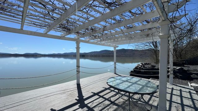 118 Capital Hill Drive, Shoreham, VT 05491
