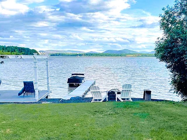 118 Capital Hill Drive, Shoreham, VT 05491