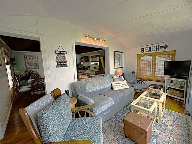 118 Capital Hill Drive, Shoreham, VT 05491