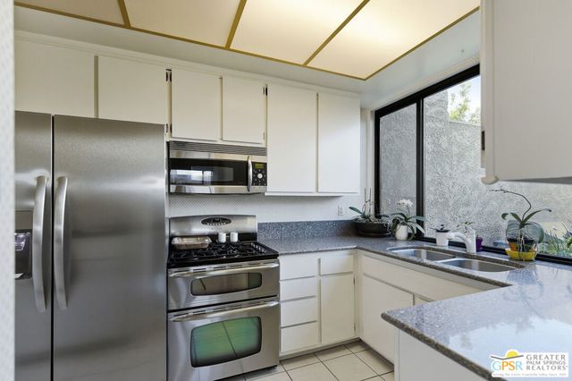 1747 E El Alameda, Palm Springs, CA 92262