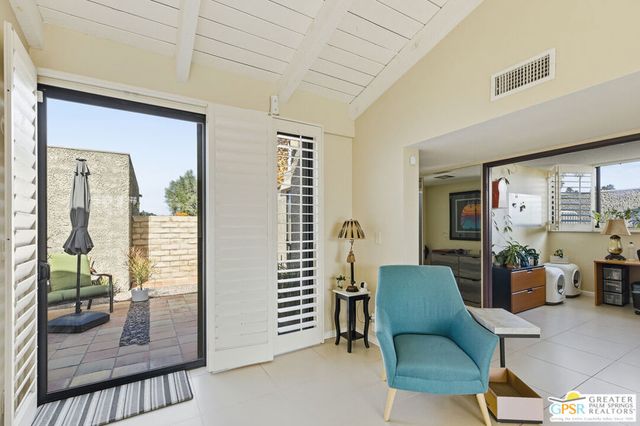 1747 E El Alameda, Palm Springs, CA 92262