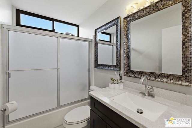 1747 E El Alameda, Palm Springs, CA 92262