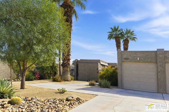 1747 E El Alameda, Palm Springs, CA 92262