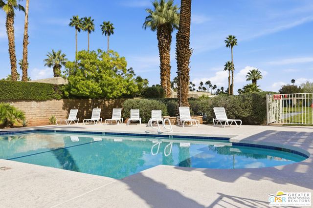 1747 E El Alameda, Palm Springs, CA 92262