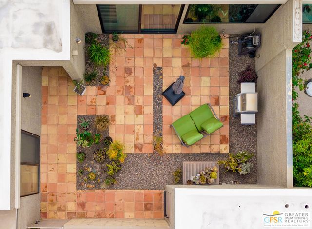 1747 E El Alameda, Palm Springs, CA 92262