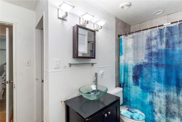 2608 Cavitt Avenue, Bryan, TX 77801