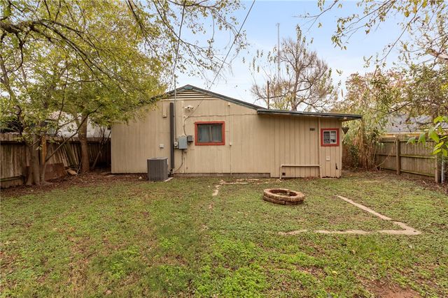 2608 Cavitt Avenue, Bryan, TX 77801