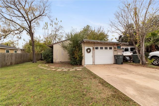 2608 Cavitt Avenue, Bryan, TX 77801