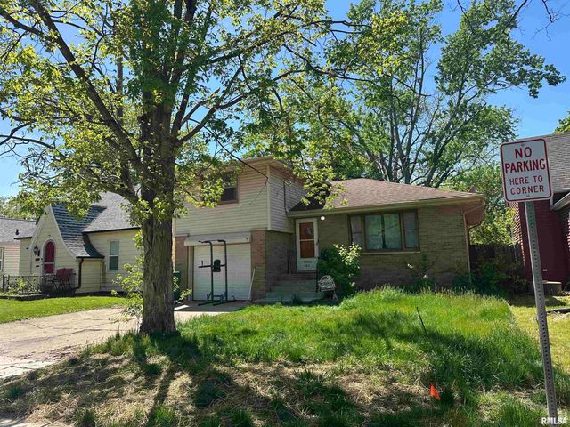 805 N STERLING Avenue, West Peoria, IL 61604