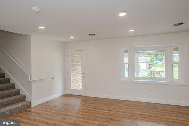 220 HARTZELL DRIVE, Fayetteville, PA 17222