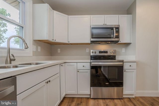 220 HARTZELL DRIVE, Fayetteville, PA 17222
