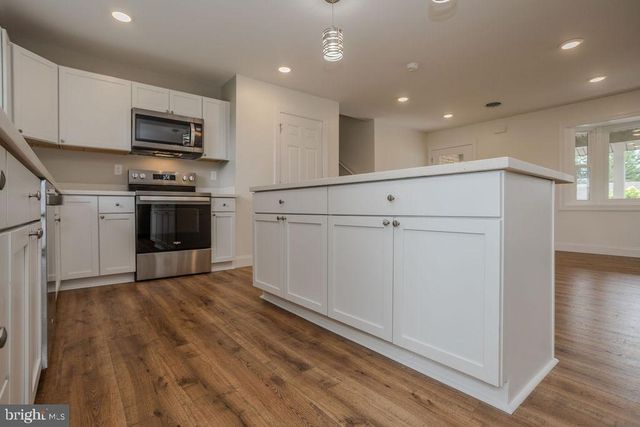 220 HARTZELL DRIVE, Fayetteville, PA 17222