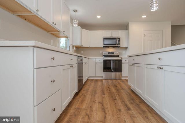 220 HARTZELL DRIVE, Fayetteville, PA 17222
