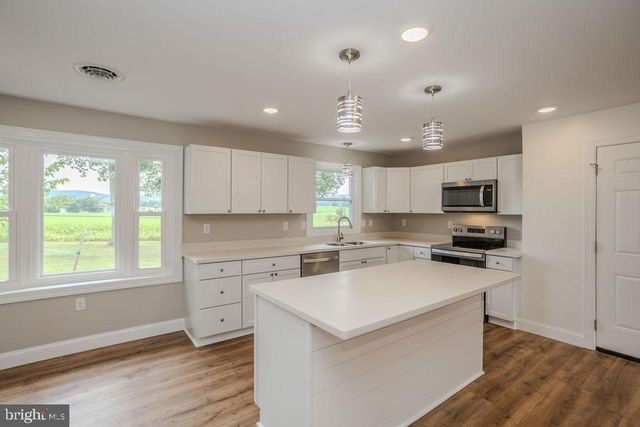 220 HARTZELL DRIVE, Fayetteville, PA 17222